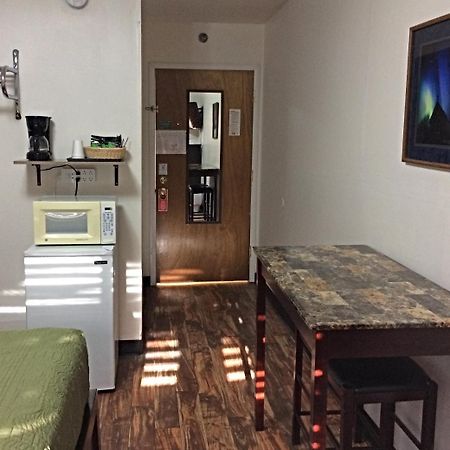 Creekwood Inn Anchorage Extérieur photo