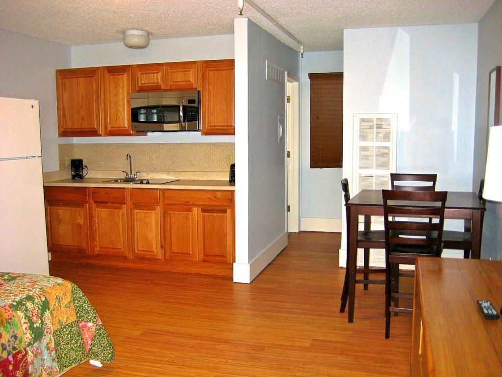 Creekwood Inn Anchorage Extérieur photo