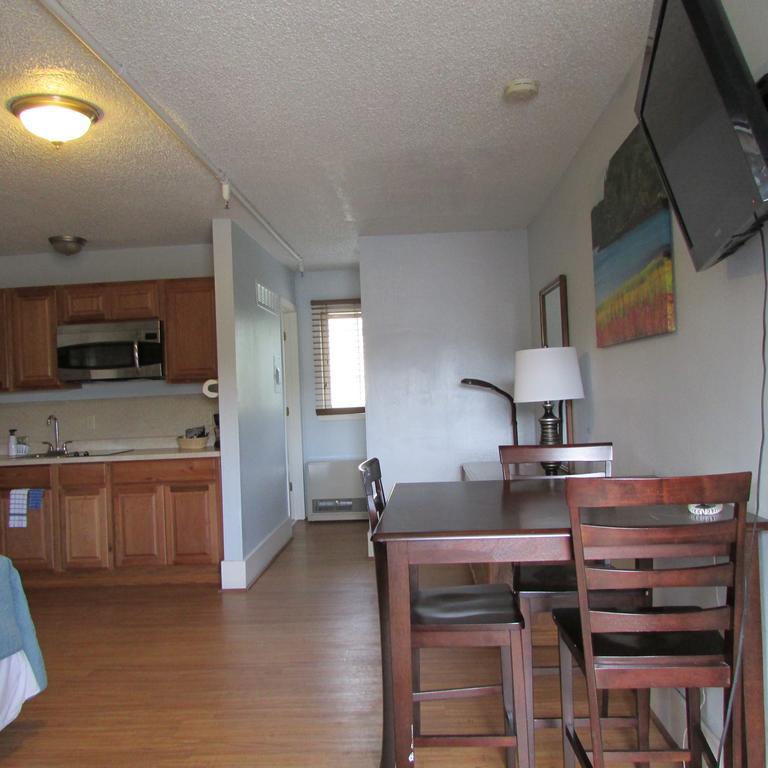 Creekwood Inn Anchorage Extérieur photo